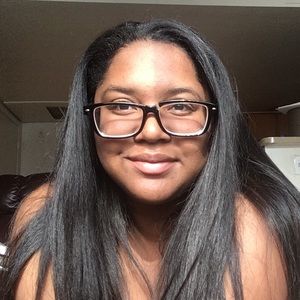 Meet your Posher, Jade